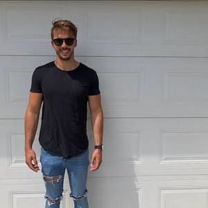 Meet your Posher, Maxime